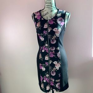 G By Guess Black/Floral Zippered Dress size S